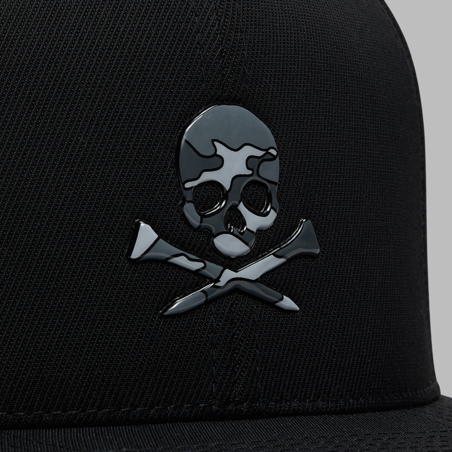 G/FORE SKULL & TEES PERFORATED DELTA HAT