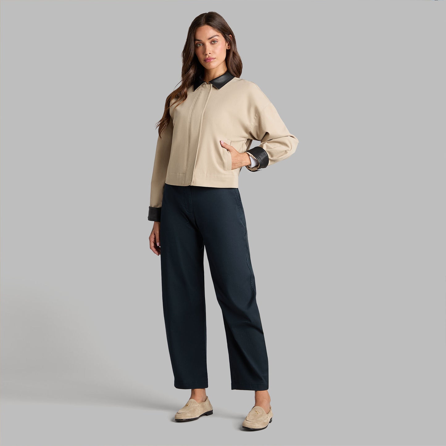 G/FORE LTD RELEASE STRETCH COTTON GABARDINE BARREL LEG TROUSER